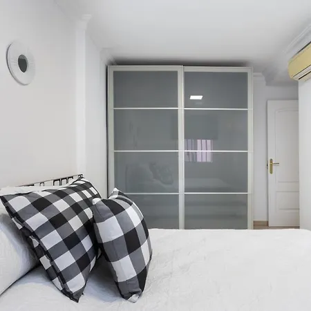 Lejlighed Home2book Fantastic 160m2 Terrace Flat & Bbq *