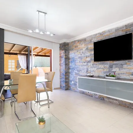 Lejlighed Home2book Fantastic 160m2 Terrace Flat & Bbq Radazul