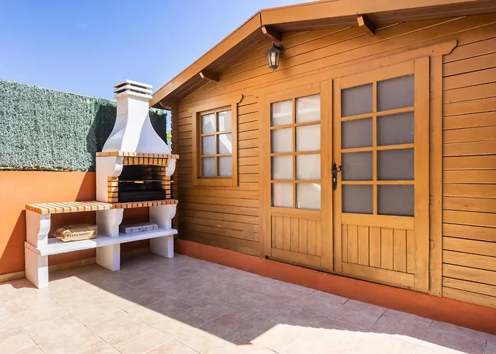 Home2book Fantastic 160m2 Terrace Flat & Bbq شقة Radazul