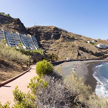 Home2book Fantastic 160m2 Terrace Flat & Bbq Apartament