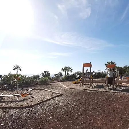 Home2book Fantastic 160m2 Terrace Flat & Bbq Radazul