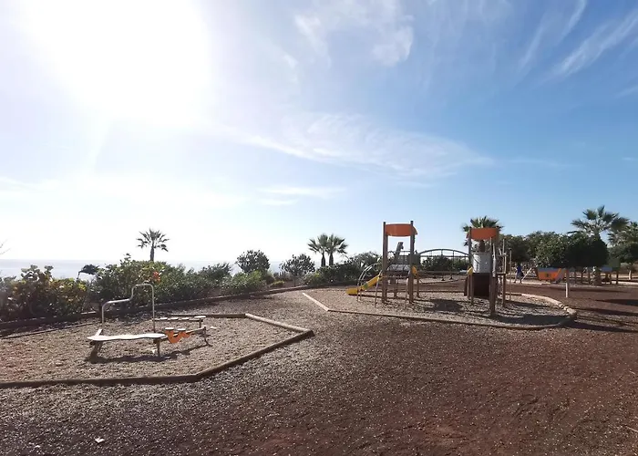 Home2book Fantastic 160m2 Terrace Flat & Bbq Radazul