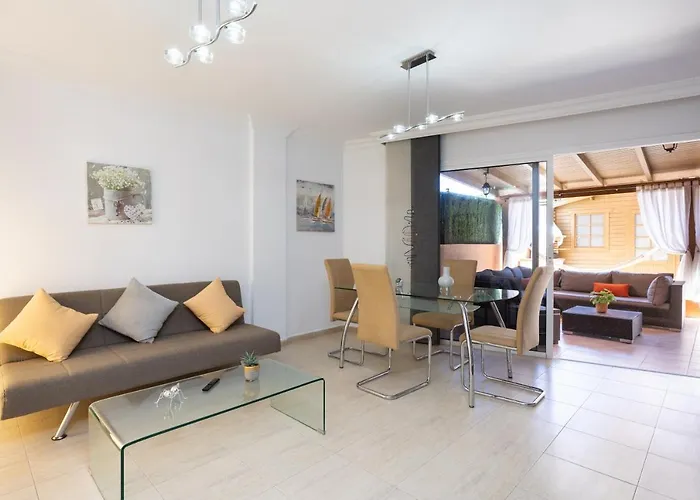 Home2book Fantastic 160m2 Terrace Flat & Bbq Appartamento Radazul